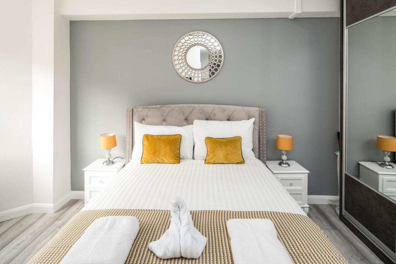 New Sleek & Modern Studio In The Heart Of Chelsea Лондон Екстериор снимка