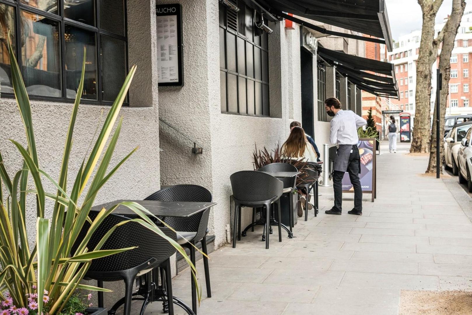 New Sleek & Modern Studio In The Heart Of Chelsea Лондон Екстериор снимка
